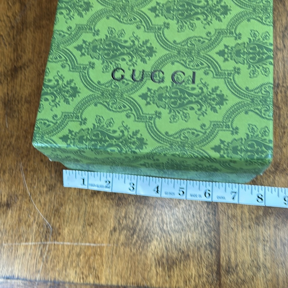 GUCCI‎ BOX - Picture 11 of 13